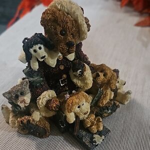 BOYDS Bear Adorable Bear and Puppy and Cat Figurine Set
